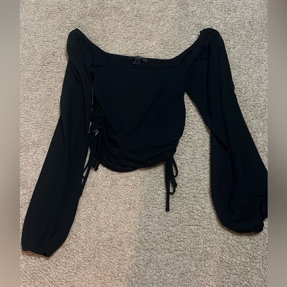 Crop top - Picture 1 of 2